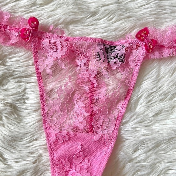 Victoria’s Secret Sexy Little Things Thong - Picture 1 of 6